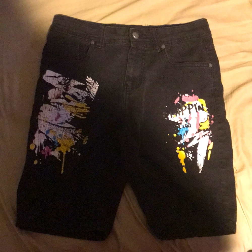 these are freebird boy jean shorts they are a size 30 and in good condition!